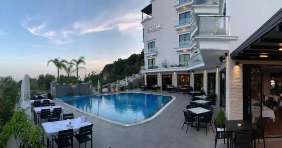 Sea View Himare - 8