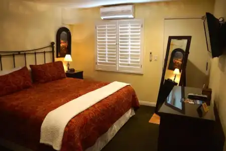 Castillo Inn at the Beach - 71