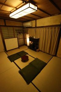 Haruya Higashiyama - 12