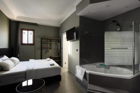Residence Suites - 72