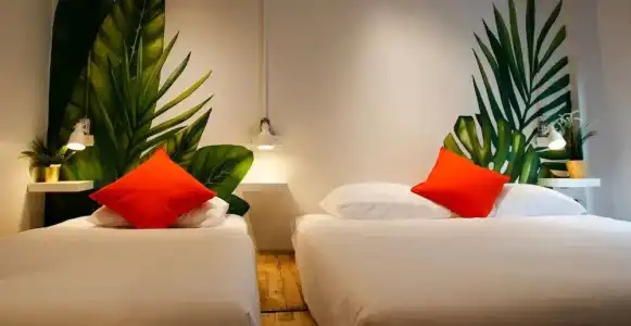 Tropical Summer Hostel - 32