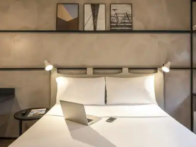 Ibis Brussels Centre Châtelain - 4