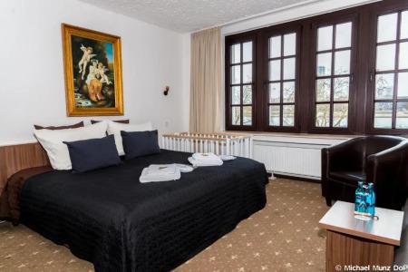 Und Restaurant Löwenbräu Köln - 61