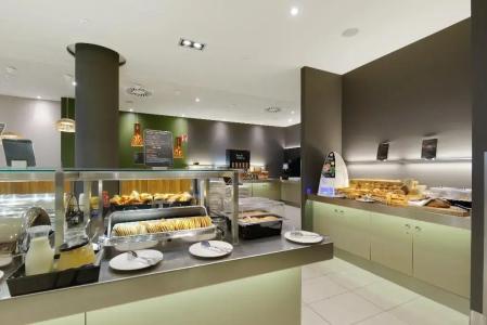 Novotel Berlin Mitte - 11