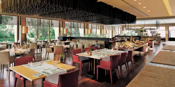 The Oberoi, New Delhi - 12