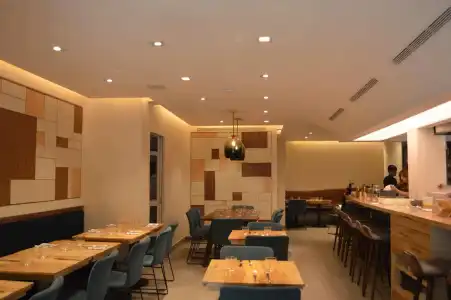 Best Western Plus Hospitality House - 29