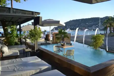 Sun By En Vie Beach - 29