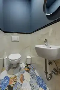 One Luxury Suites - 60