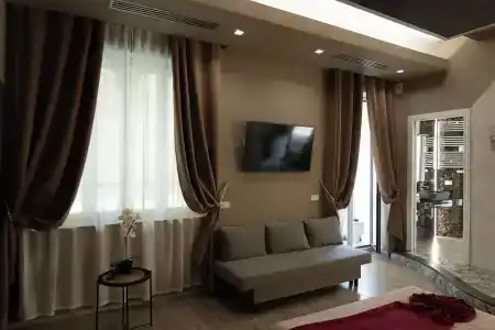 Th Luxury - 50