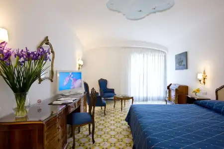 Grand La Favorita - 55