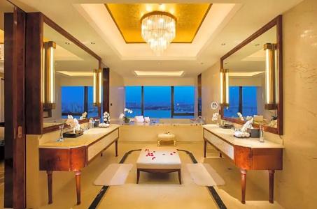 Hilton Wuhan Riverside - 96