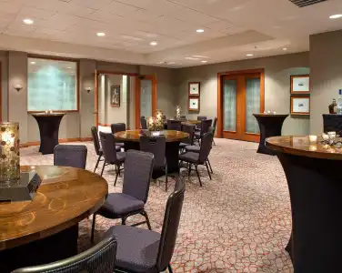The Whitehall Houston - 14