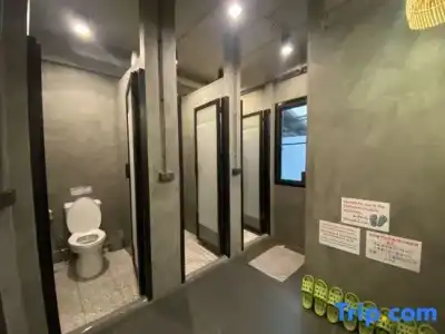 Ekanek Hostel Bangkok - Adults Only - 32
