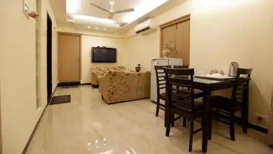 Metro Palace Mini-hotel - 46