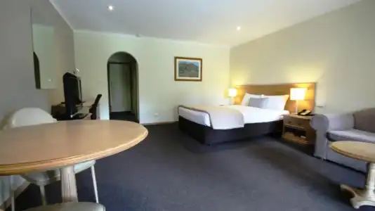 Bell Tower Inn - 29