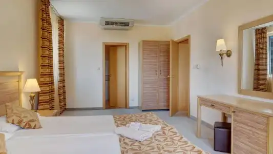 DIT Majestic Beach Resort - 77