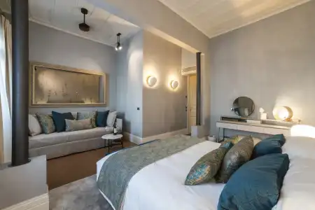 Castellano & Suites - 35