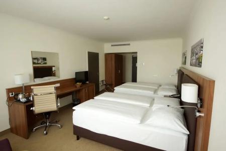 PLAZA Premium Wien - 82