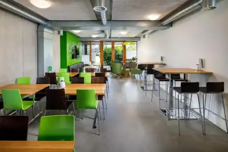 Chalet Hostel @ Backpackers Villa Interlaken - 14