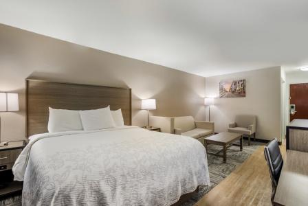 Red Roof Inn PLUS+ & Suites Savannah - I-95 - 15
