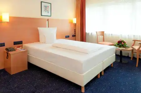 Plaza Frankfurt - 60