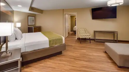 Best Western Plaza Inn - 129