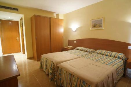 Mefolinkel Suits - 22