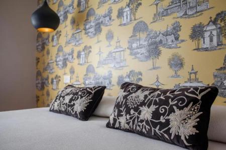 Hi Valencia Boutique - 60