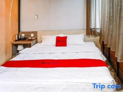 Hub Hua Hin 57 - 90