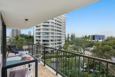 De Ville Apartments - 134