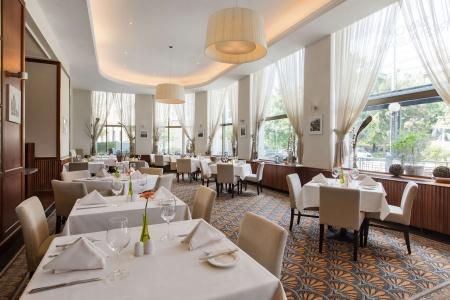 Radisson Blu Carlton Bratislava - 19