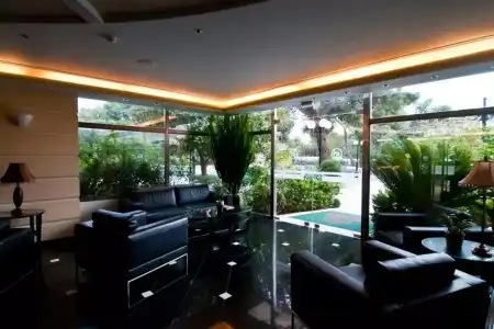 Oasis Apartments - 7