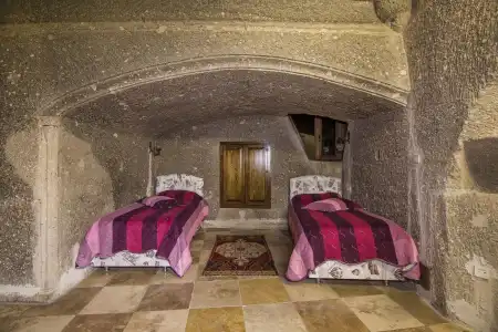 Roma Cave Suite - 6