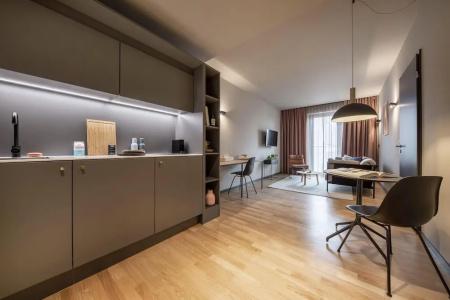 Moxy Berlin Airport - 44