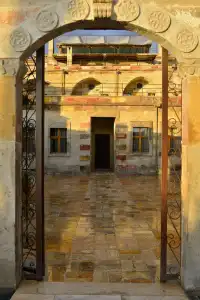Seki Cavusin Suite - 20