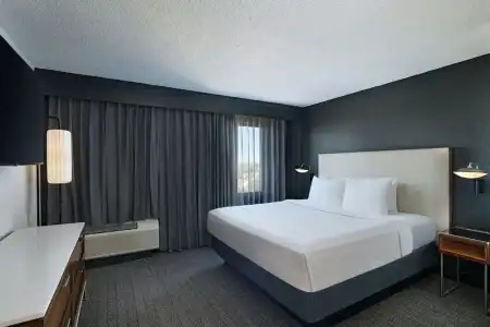 Courtyard Marriott Laredo - 42