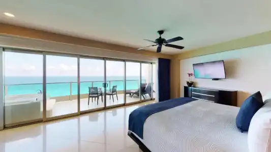 Seadust Cancún Beach Resort  All Inclusive - 56