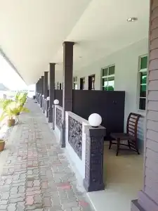 Penarak Bamboo Beach Motel - 33