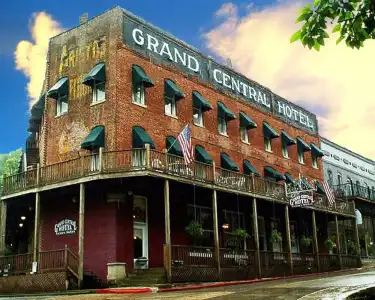 Grand Central & Spa - 0