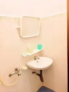 Motel Kim Oanh - 8