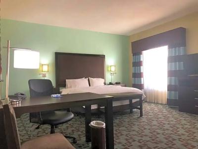 Hampton Inn & Suites Nashville @ Opryland - 102