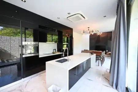 Glam Habitat - 65