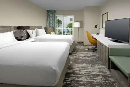 Hilton Garden Inn Miami Brickell South - 48