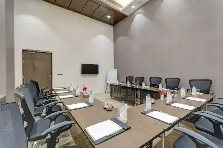 Holiday Inn Kolkata Airport by IHG - 16