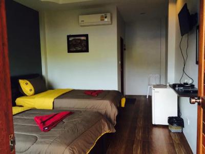 Maehaad Garden Inn - 19