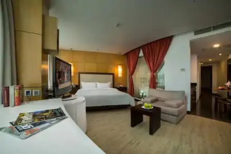 The Hanoi Club & Residences - 84
