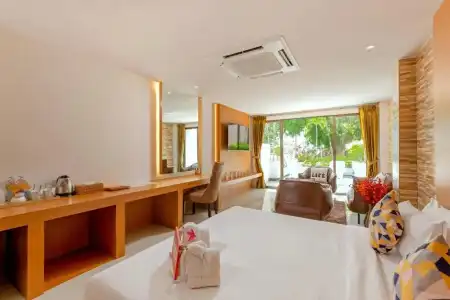 Club Bamboo Boutique Patong Beach Resort - 272
