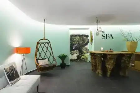 Castanheiro Boutique - 13
