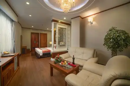 Hanoi Larosa - 98