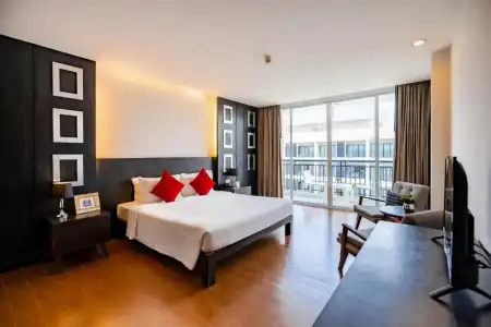 J Pattaya - 39